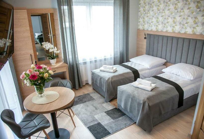 غرفة كومفورت ثلاثية, Willa Wita