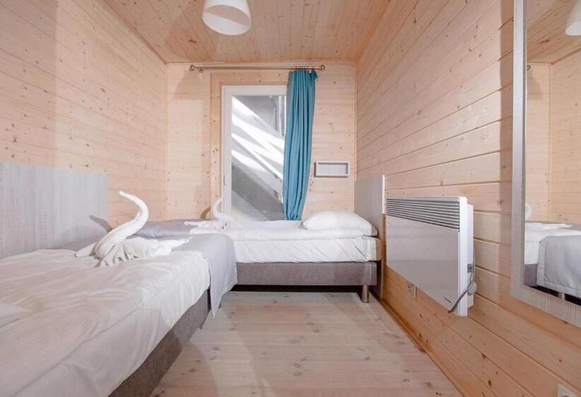 Шале 1 Спальня, Ośrodek Kolonijno Wczasowy Mewa   Przy Plaży Z Basenem Z Podgrzewaną Wodą I Mini Spa