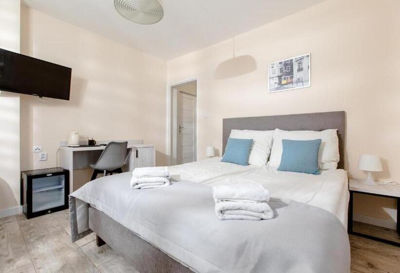 プールビュースタンダードルーム, Ośrodek Kolonijno Wczasowy Mewa   Przy Plaży Z Basenem Z Podgrzewaną Wodą I Mini Spa