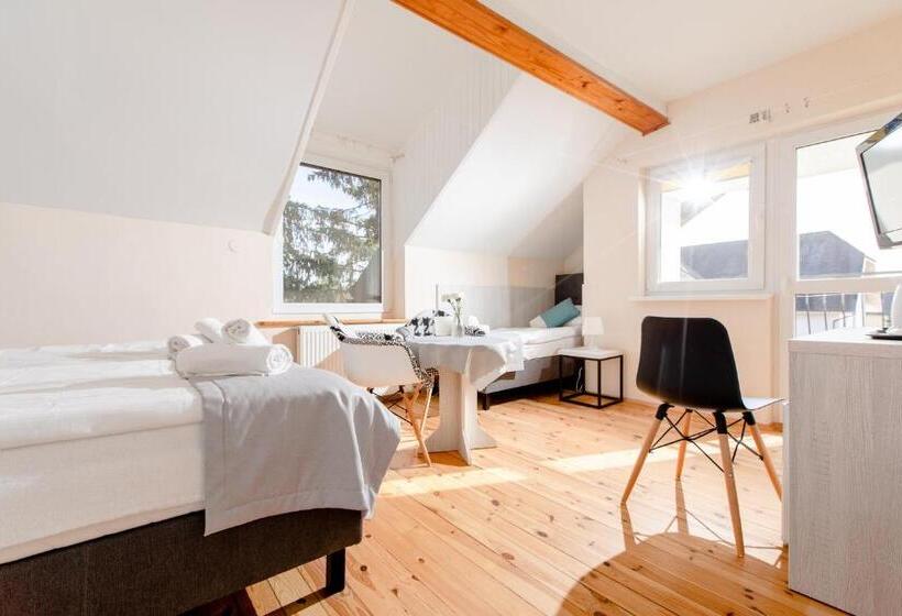 バルコニー付きスタンダードトリプルルーム, Ośrodek Kolonijno Wczasowy Mewa   Przy Plaży Z Basenem Z Podgrzewaną Wodą I Mini Spa