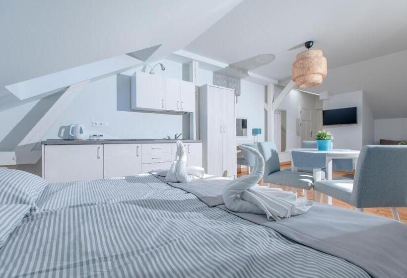 1ベッドルームのデラックスアパートメント, Ośrodek Kolonijno Wczasowy Mewa   Przy Plaży Z Basenem Z Podgrzewaną Wodą I Mini Spa