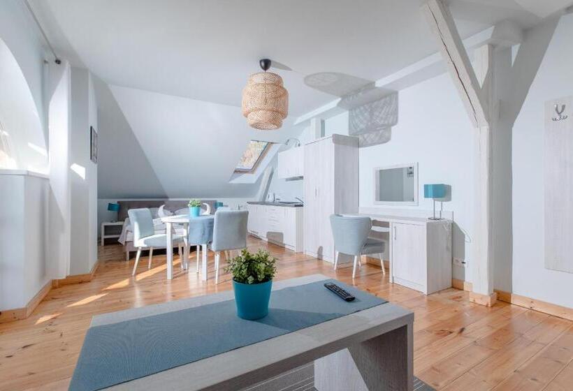 1ベッドルームのデラックスアパートメント, Ośrodek Kolonijno Wczasowy Mewa   Przy Plaży Z Basenem Z Podgrzewaną Wodą I Mini Spa