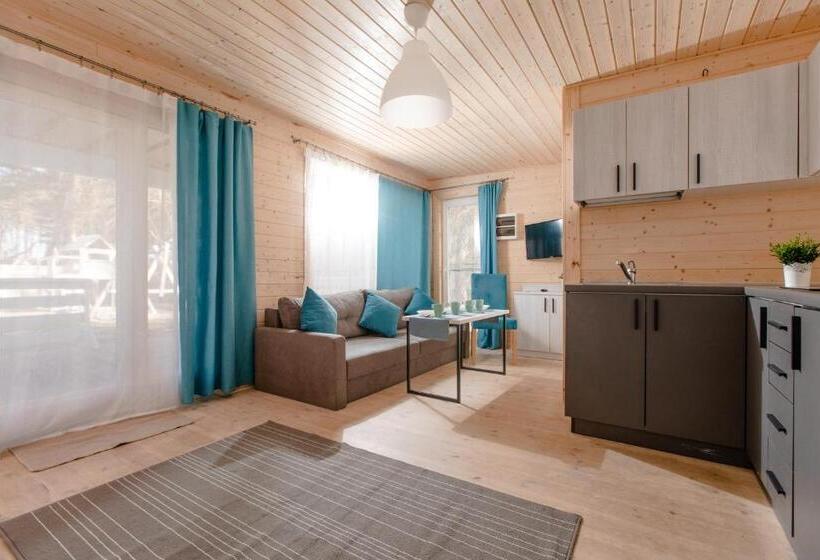 Шале 1 Спальня, Ośrodek Kolonijno Wczasowy Mewa   Przy Plaży Z Basenem Z Podgrzewaną Wodą I Mini Spa