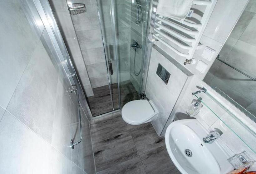 Семейный Номер, Ośrodek Kolonijno Wczasowy Mewa   Przy Plaży Z Basenem Z Podgrzewaną Wodą I Mini Spa