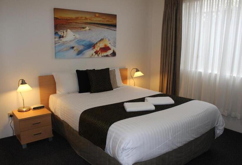 Апартаменты 2 спальни Вид на Сад, Beaches Serviced Apartments