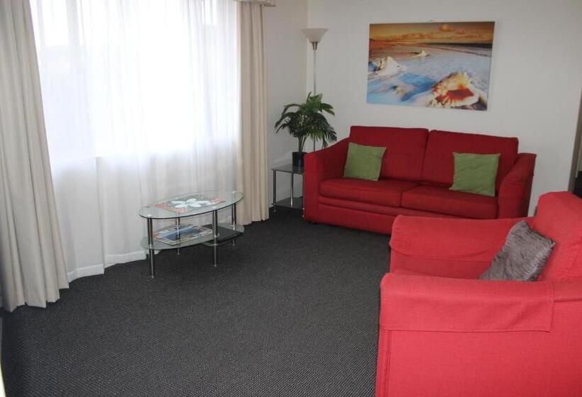 庭の見える１ベッドルームアパートメント, Beaches Serviced Apartments