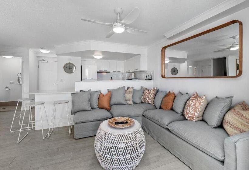 شقة ديلوكس غرفتين نوم مطلة على البحر, Emerald Sands Holiday Apartments