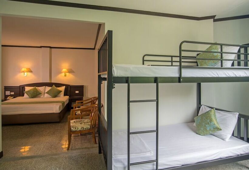 اتاق خانوادگی, Green House