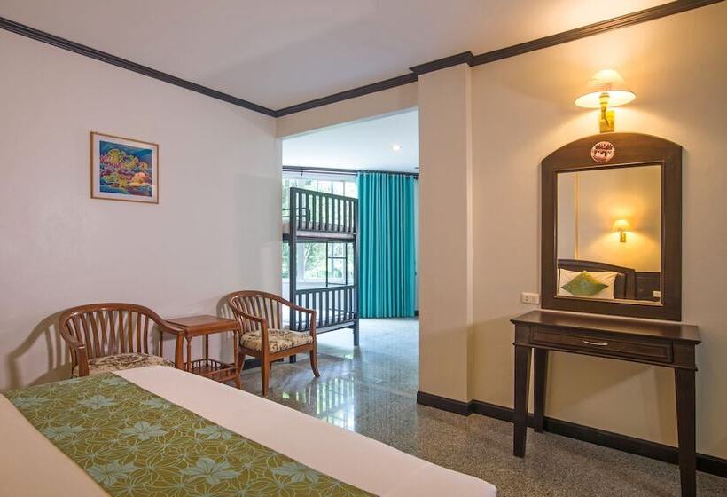 غرفة عائلية, Green House