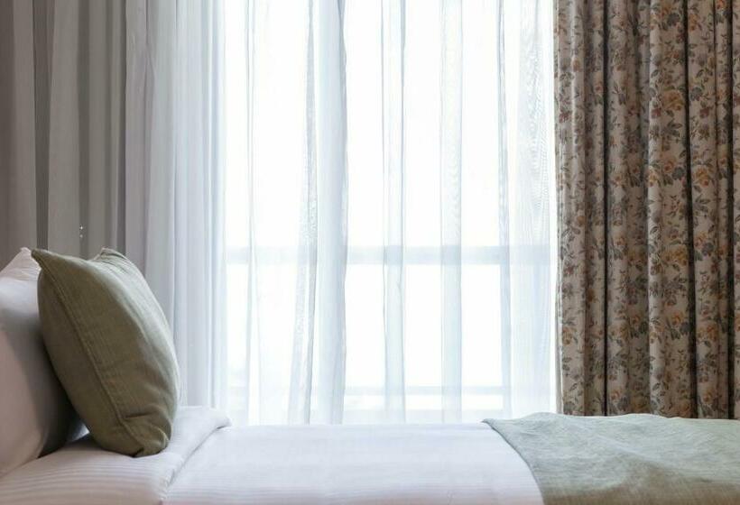 3 Bedroom Suite, Lahoya Homes