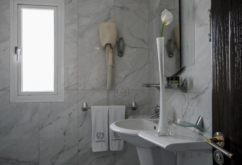 سوییت خانوادگی, Lahoya Homes