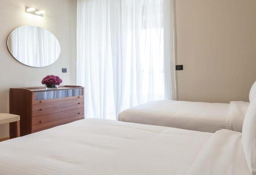 آپارتمان 1 خوابه با چشم‌انداز دریا, Lahoya Homes