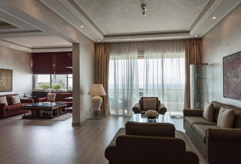 آپارتمان 1 خوابه با چشم‌انداز دریا, Lahoya Homes