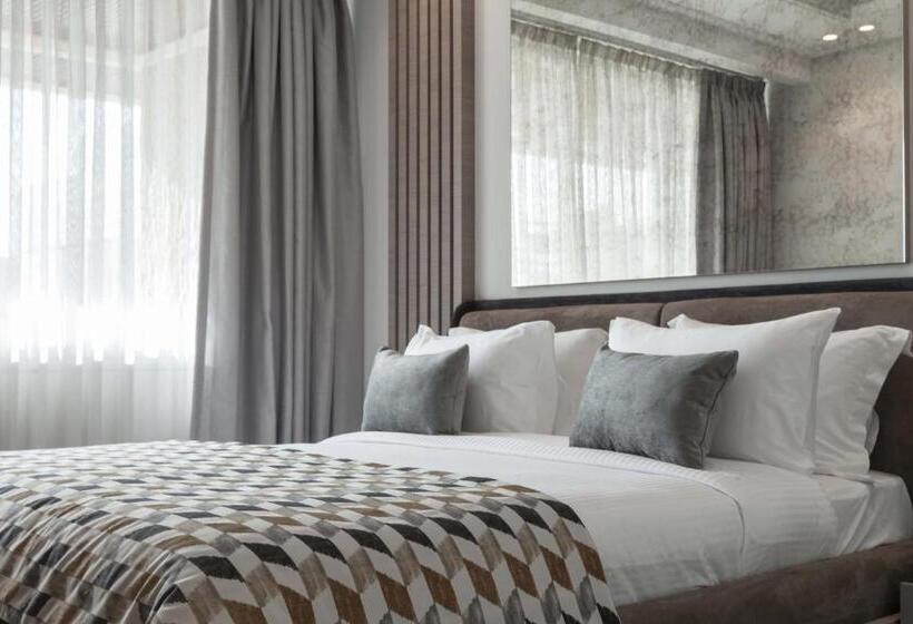 سوییت اجرایی, Lahoya Homes