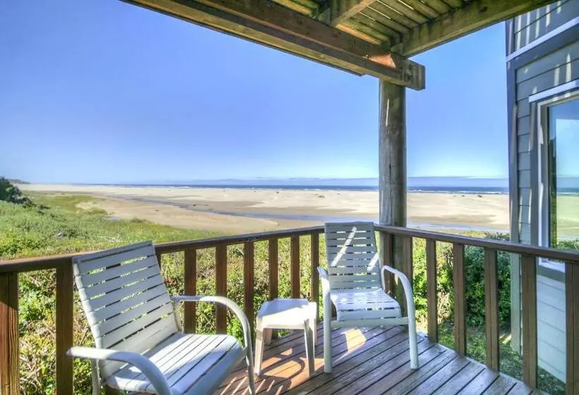 スタンダードスタジオ, Little Creek Cove Beach Resort
