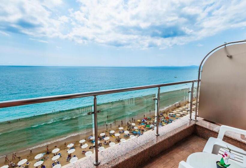 标准间带阳台, Mirage