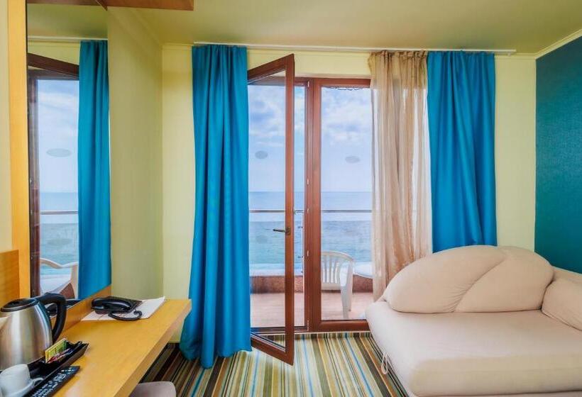 Номер Стандарт с Балконом, Mirage