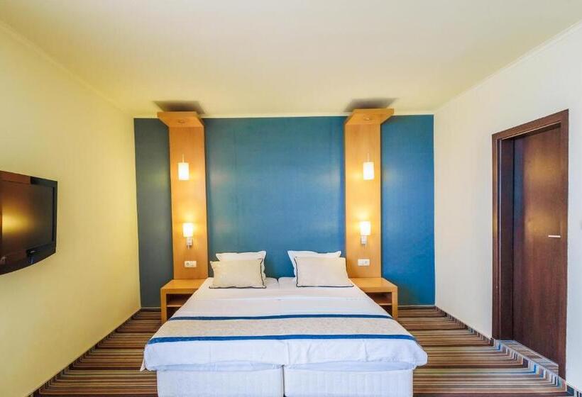 Апартаменты 1 Спальня Вид на Море с Балконом, Mirage