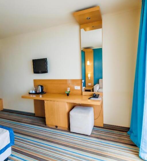 Номер Стандарт с Балконом, Mirage