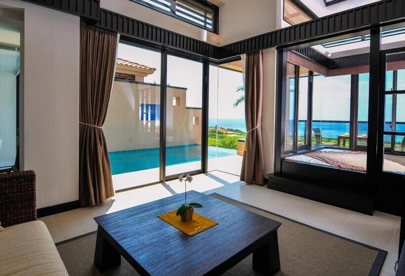 套房配有游泳池, Shigira Bayside Suite Allamanda