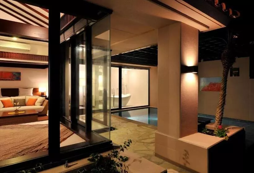 Suite with Pool, Shigira Bayside Suite Allamanda