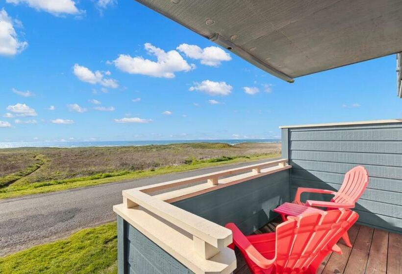 غرفة قياسية سرير كينج, Surf And Sand Lodge