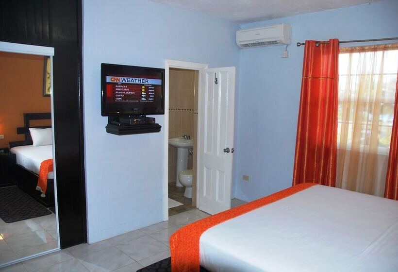 اتاق سوپریور, Tim Bamboo