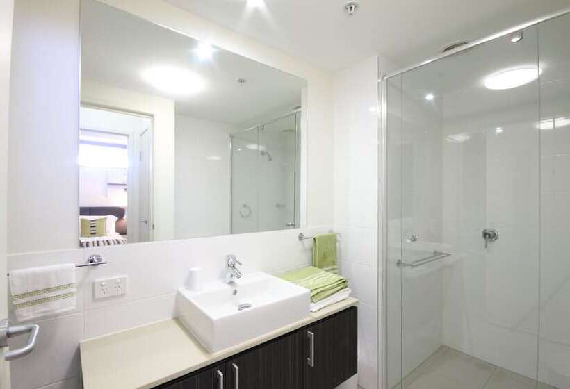 Апартаменты 3 Спальни, Monaco Caloundra