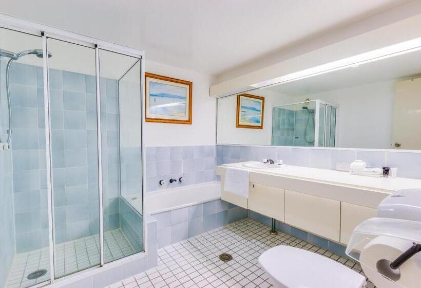 2 Bedroom Premium Apartment Sea View, Pacific Towers Beach Resort