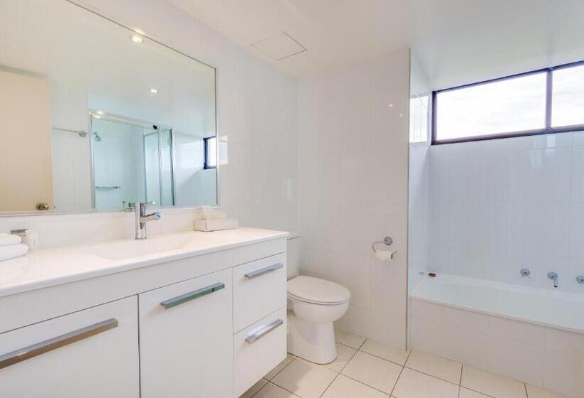 海の見える２ベッドルームアパートメント, Pacific Towers Beach Resort