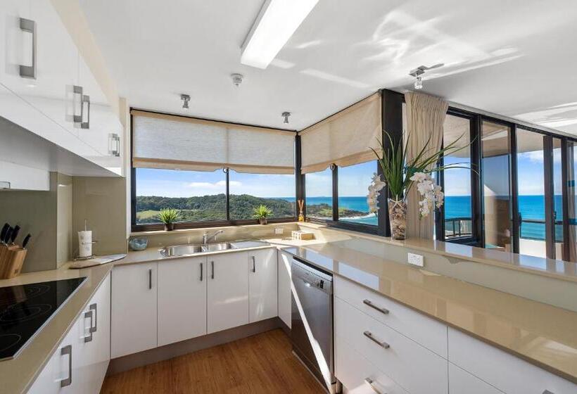 2 Bedroom Premium Apartment Sea View, Pacific Towers Beach Resort