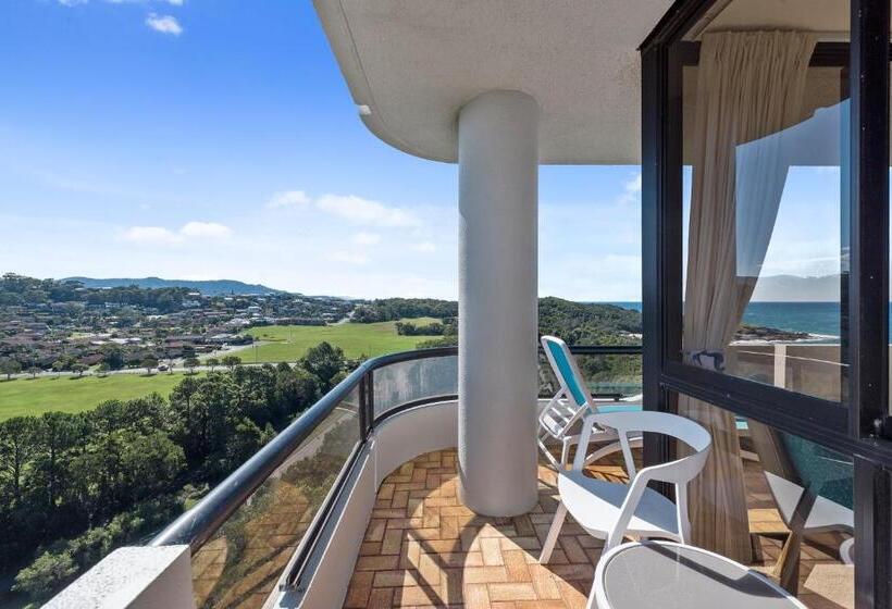 2 Bedroom Premium Apartment Sea View, Pacific Towers Beach Resort