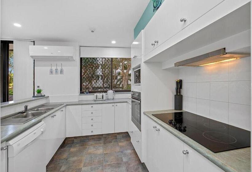 庭の見える１ベッドルームアパートメント, Pacific Towers Beach Resort