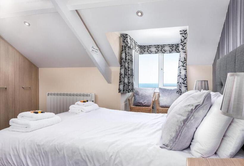 オーシャンビューデラックスルーム, Riviera Guesthouse