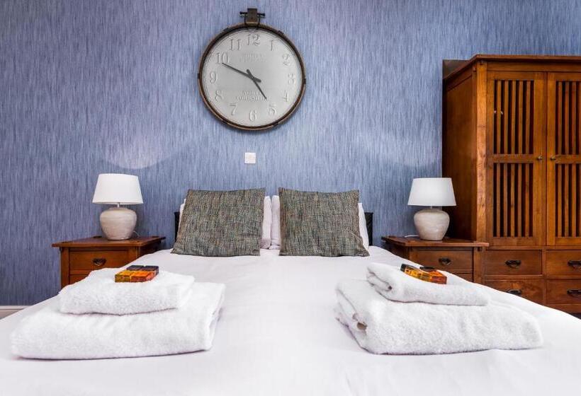 キングサイズベッドのスタンダードルーム, Riviera Guesthouse