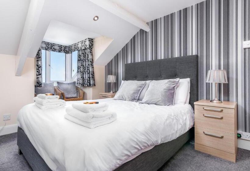 オーシャンビューデラックスルーム, Riviera Guesthouse