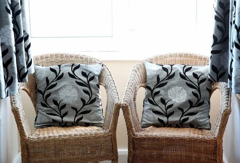 オーシャンビューデラックスルーム, Riviera Guesthouse