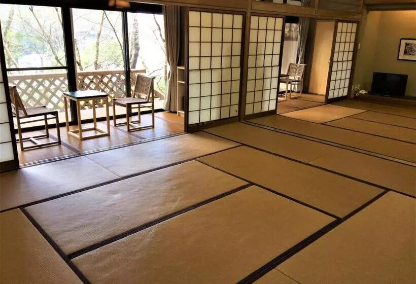 ファミリールーム, Ryokan Nenrinbo