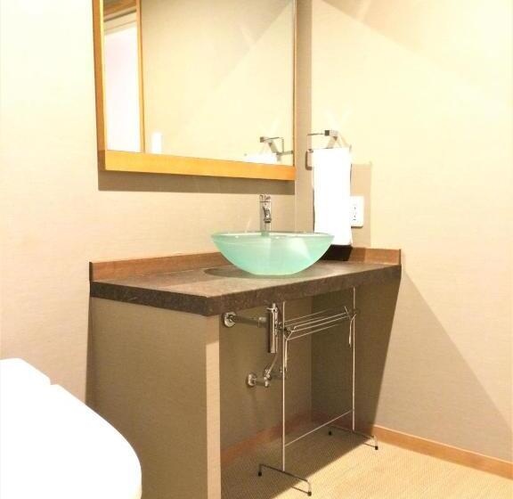 اتاق خانوادگی, Ryokan Nenrinbo