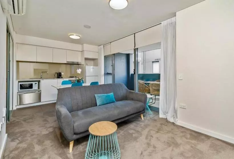 آپارتمان 2 خوابه با بالکن, Terminus Apartment Hotel, Ascend Hotel Collection