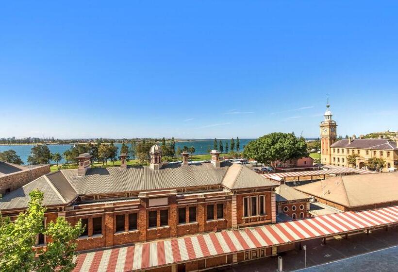 1 Schlafzimmer Apartment mit Blick, Terminus Apartment Hotel, Ascend Hotel Collection