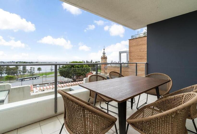 2 Bedroom Apartment with Views, Terminus Apartment Hotel, Ascend Hotel Collection