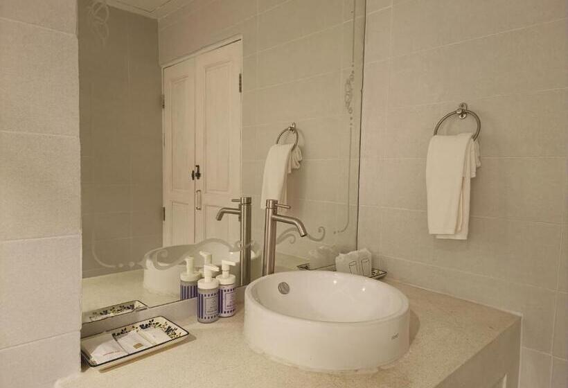 스탠다드 룸 강 전망, The Oia Pai Resort