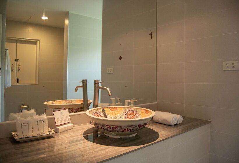 Номер Стандарт Вид на Реку, The Oia Pai Resort