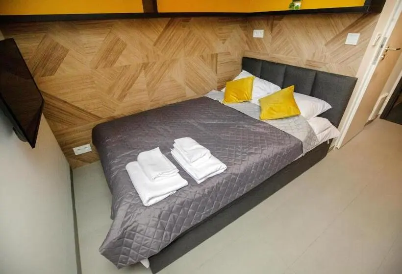 Basic-huone, Iroom