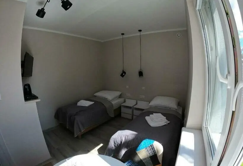 デラックスルーム, Noclegi Na Wspólnej