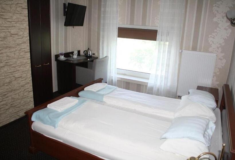 חדר קומפורט, Zajazd U Sosny