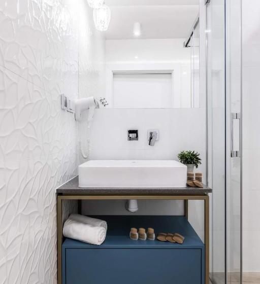 标准工作室, Aparthotel Prestige