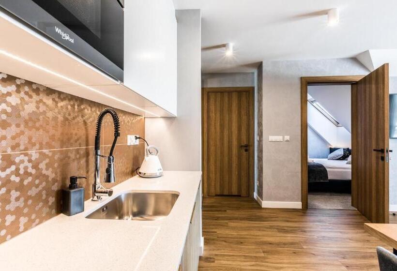 آپارتمان لوکس 1 خوابه, Aparthotel Prestige