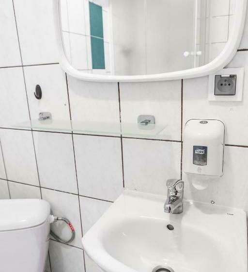 اتاق عادی, Perła świeradowa